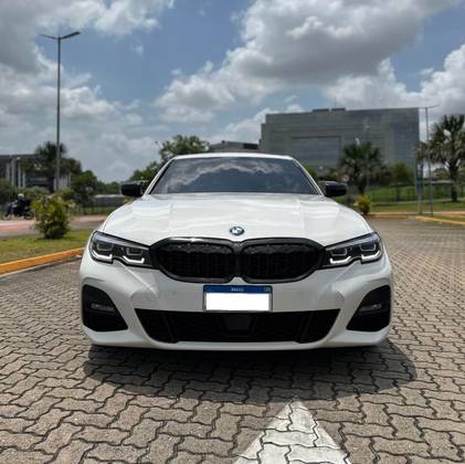 BMW 320i 2.0 16V TURBO FLEX M SPORT AUTOMÁTICO BMW 320i 2.0 16V TURBO FLEX M SPORT AUTOMÁTICO